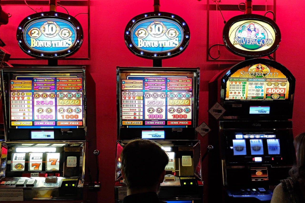nn33ln mobile app interface showing casino games on a Philippines player's smartphone